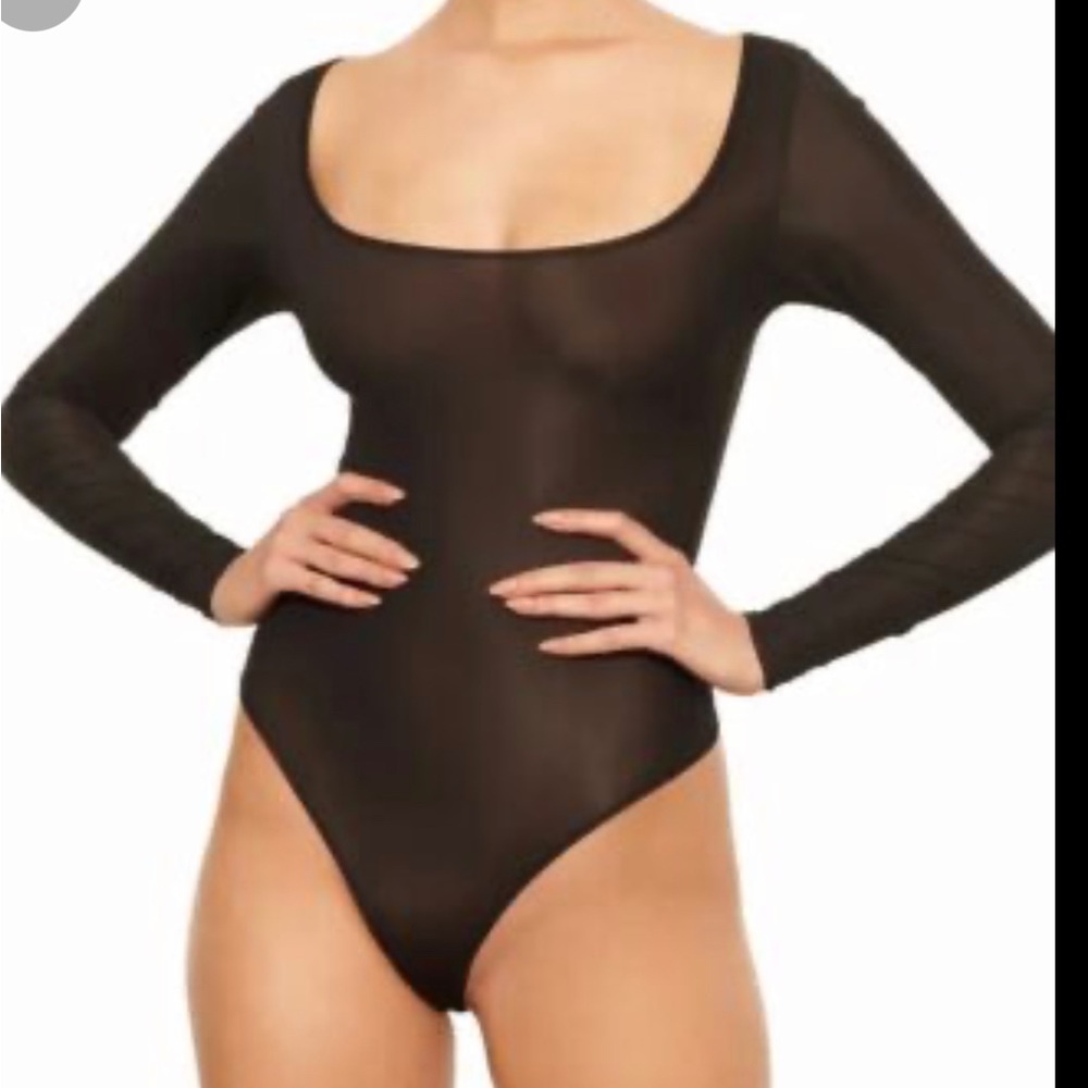 SKIMS Essential Long Sleeve Scoop Neck Mesh Bodysuit